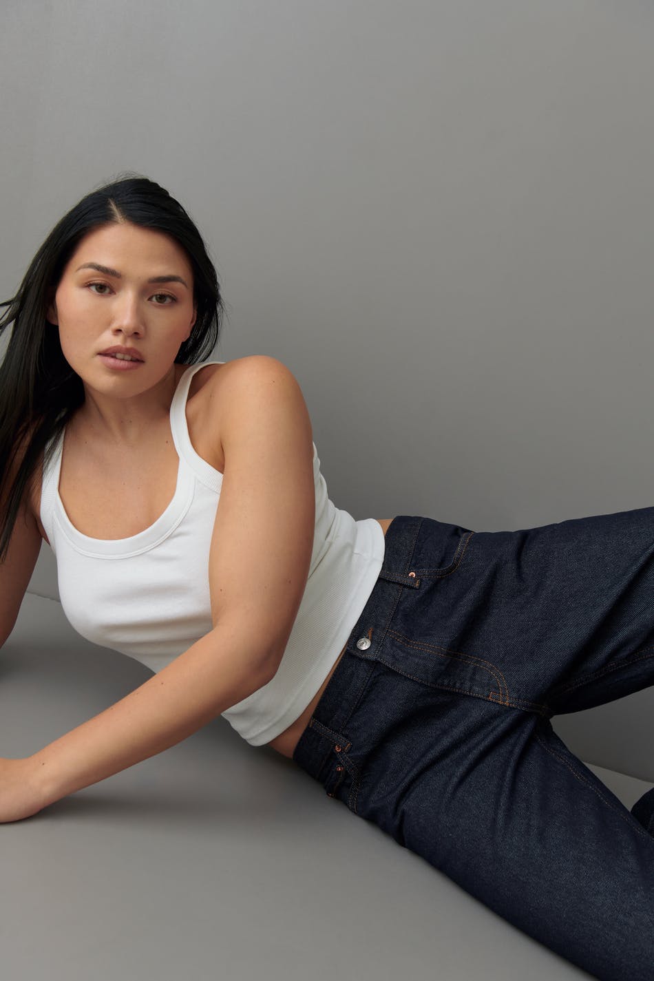 Low straight jeans