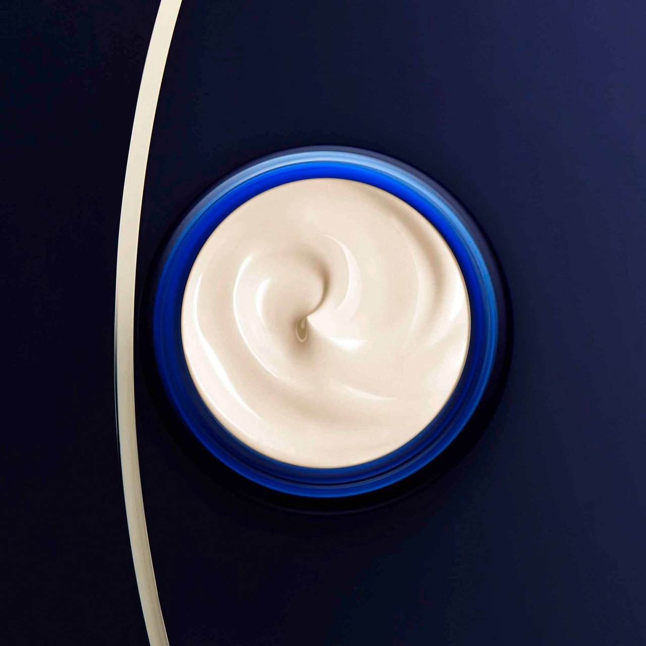 La Prairie Skin Caviar Collection  Skin Caviar Luxe Eye Cream