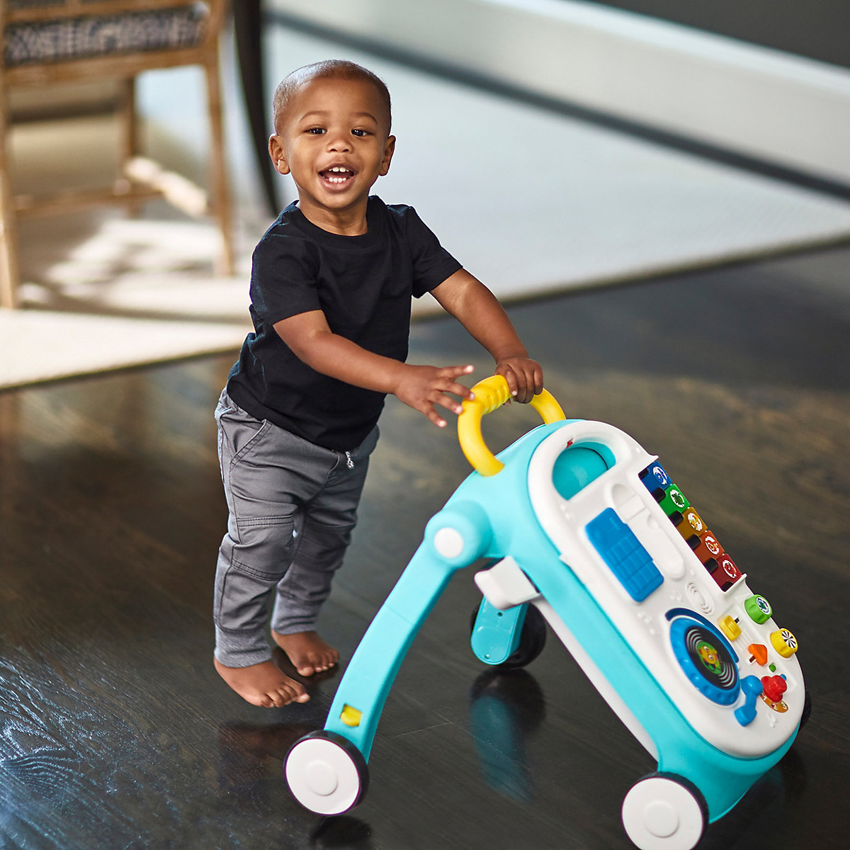 Baby Einstein, Musical Mix ‘N Roll 4-in-1 Lauflernhilfe und Spieltisch mit Musik, Lichtern, abnehmbarer Spielstation und vielem mehr, mehrfarbig