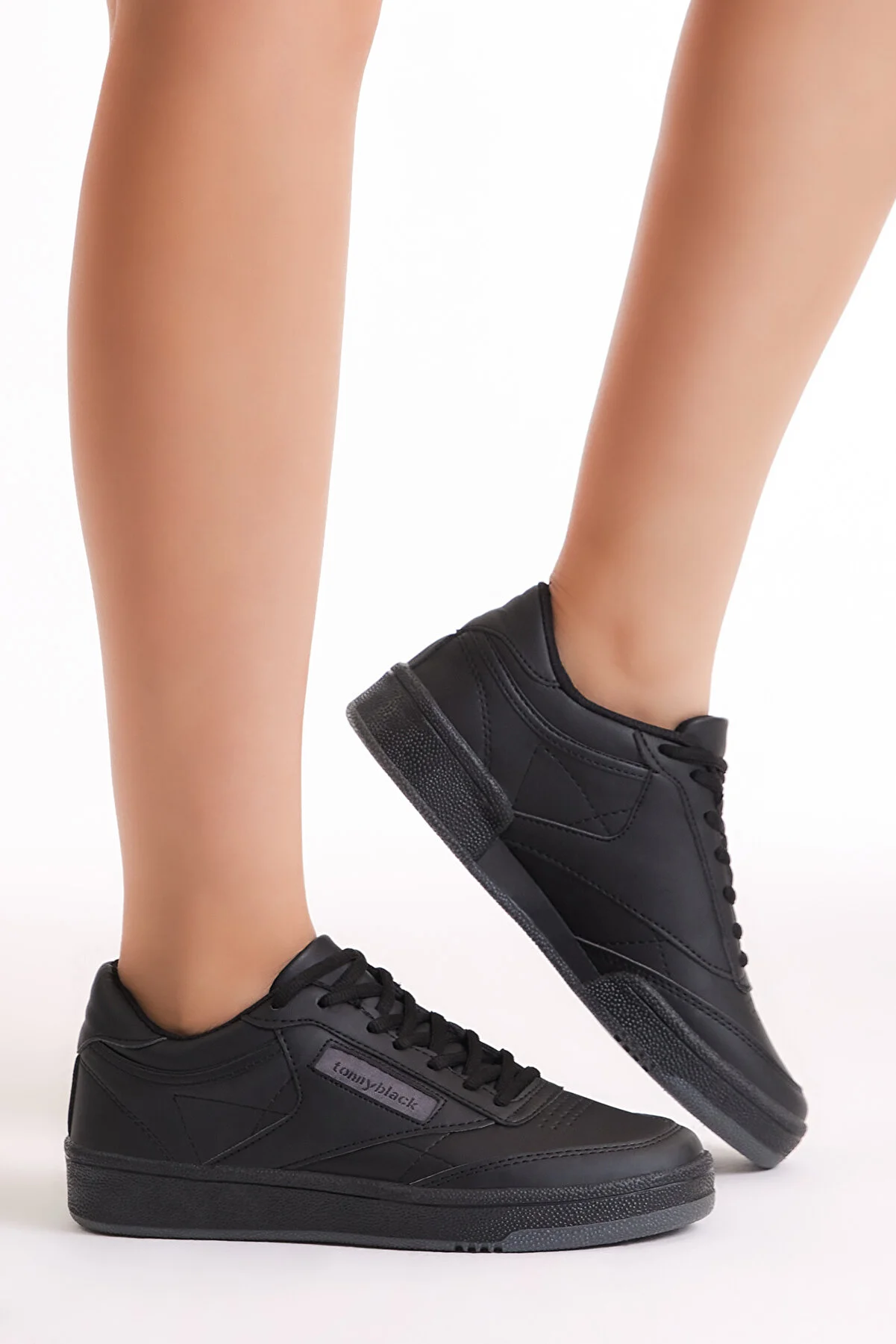 Tonny Black  Unisex-Sportschuhe mit schwarzer Haut, TB107