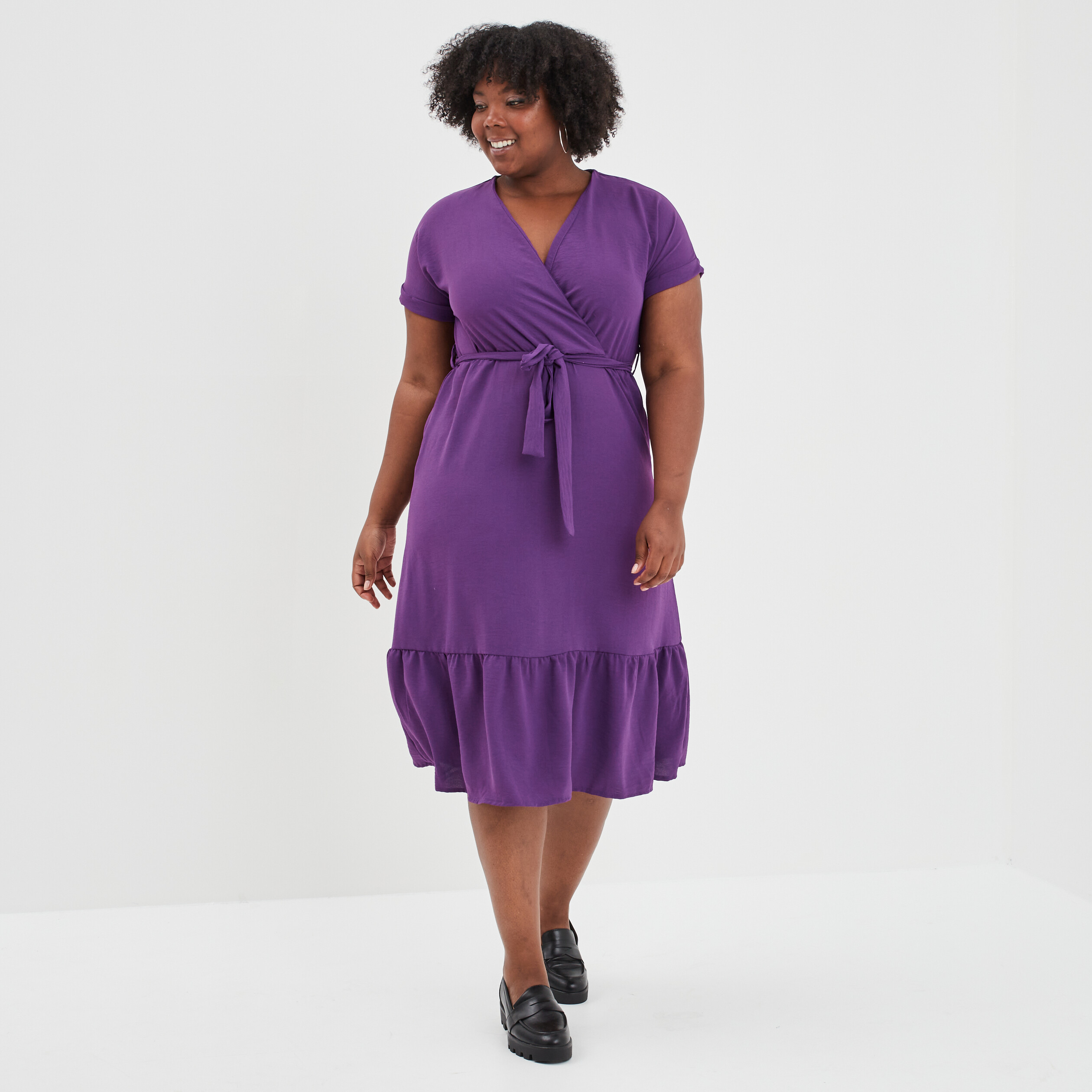 Robe cache-coeur évasée ceinturée violet femme | La Halle