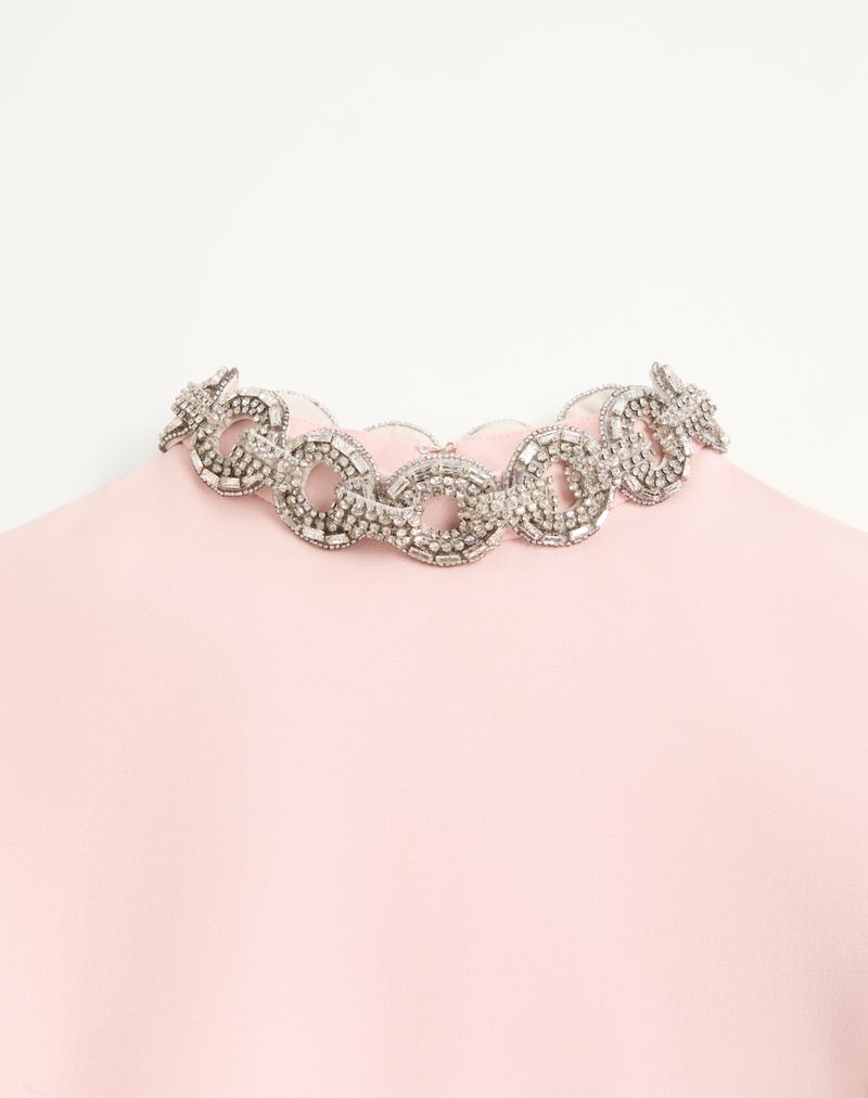 Vestido midi de crepe bordado