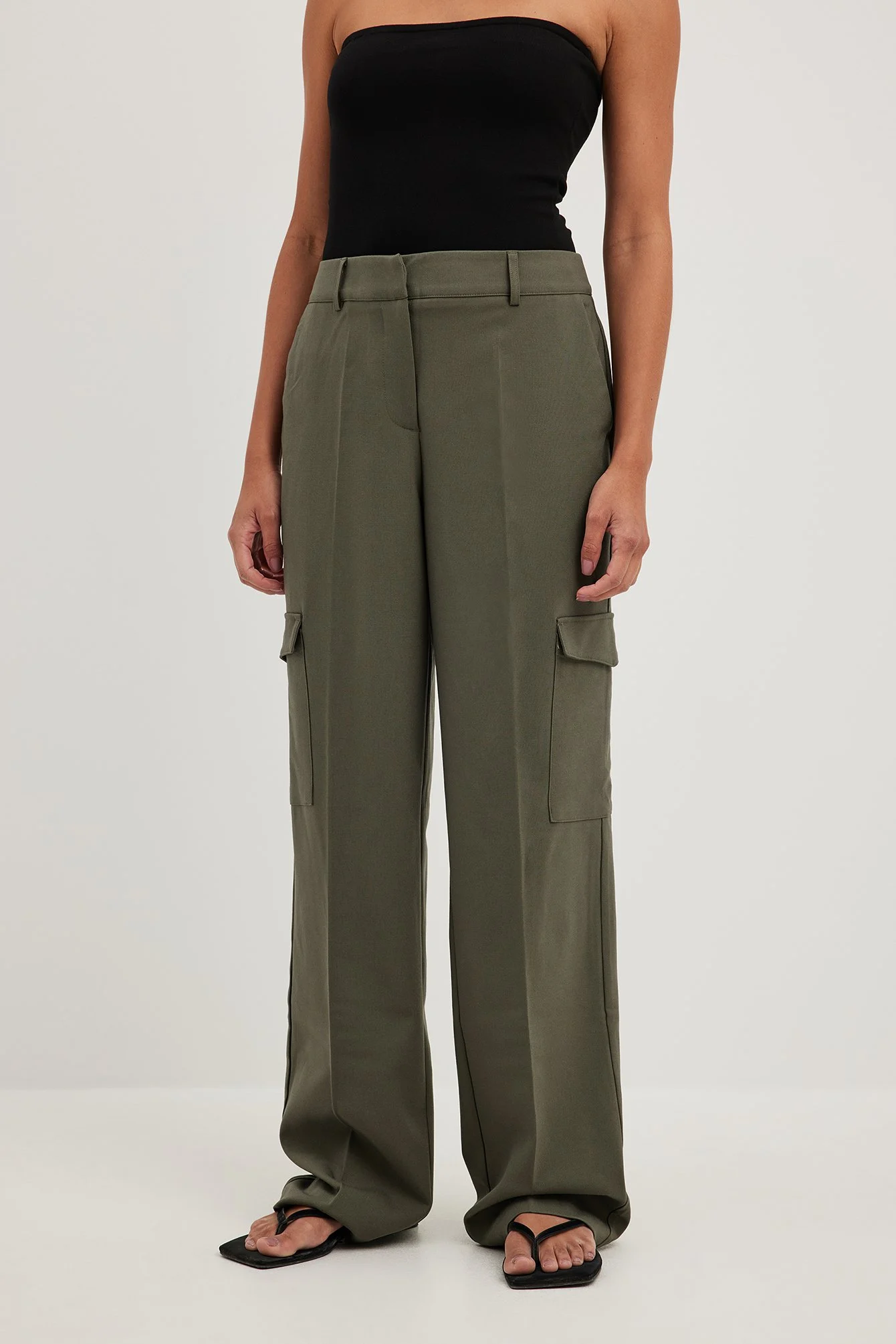 Cargo-Anzughose mit mittelhoher Taille