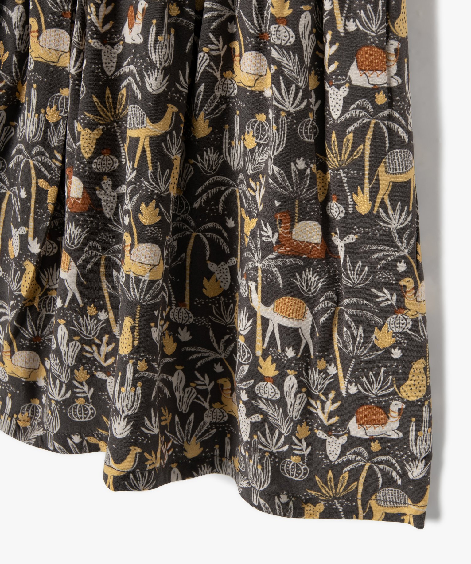 Robe bébé fille imprimée avec smocks et volants gris fonce | GEMO
