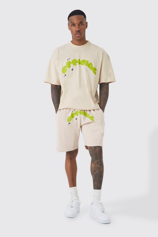 Oversize Official T-Shirt & Shorts