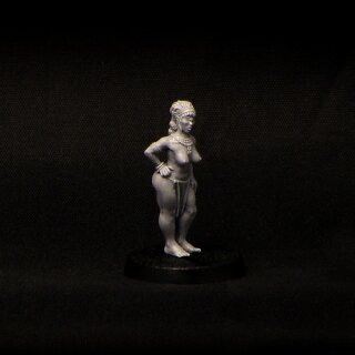 Female Cyclops (28 mm)