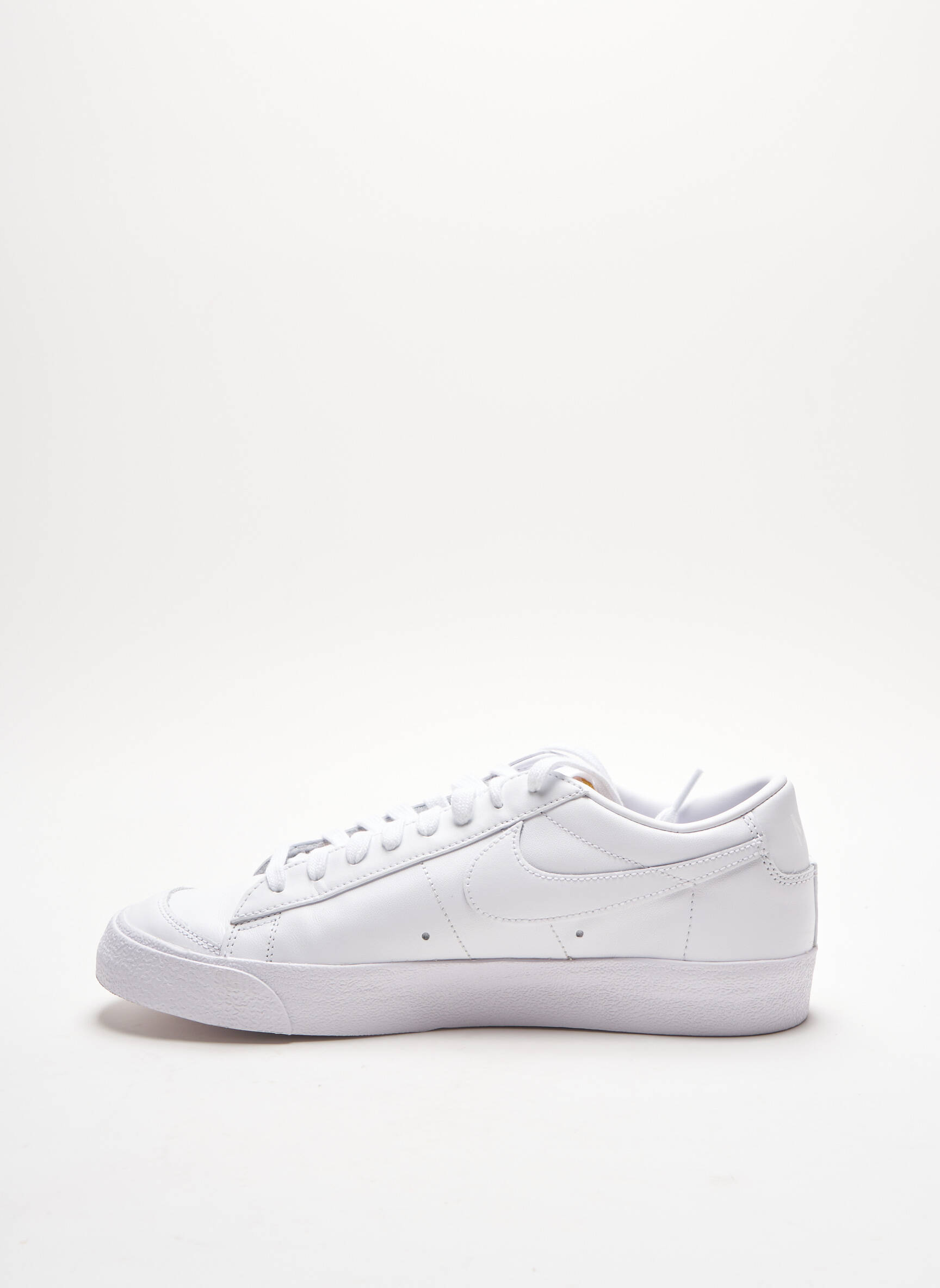 Nike Baskets Femme couleur blanc