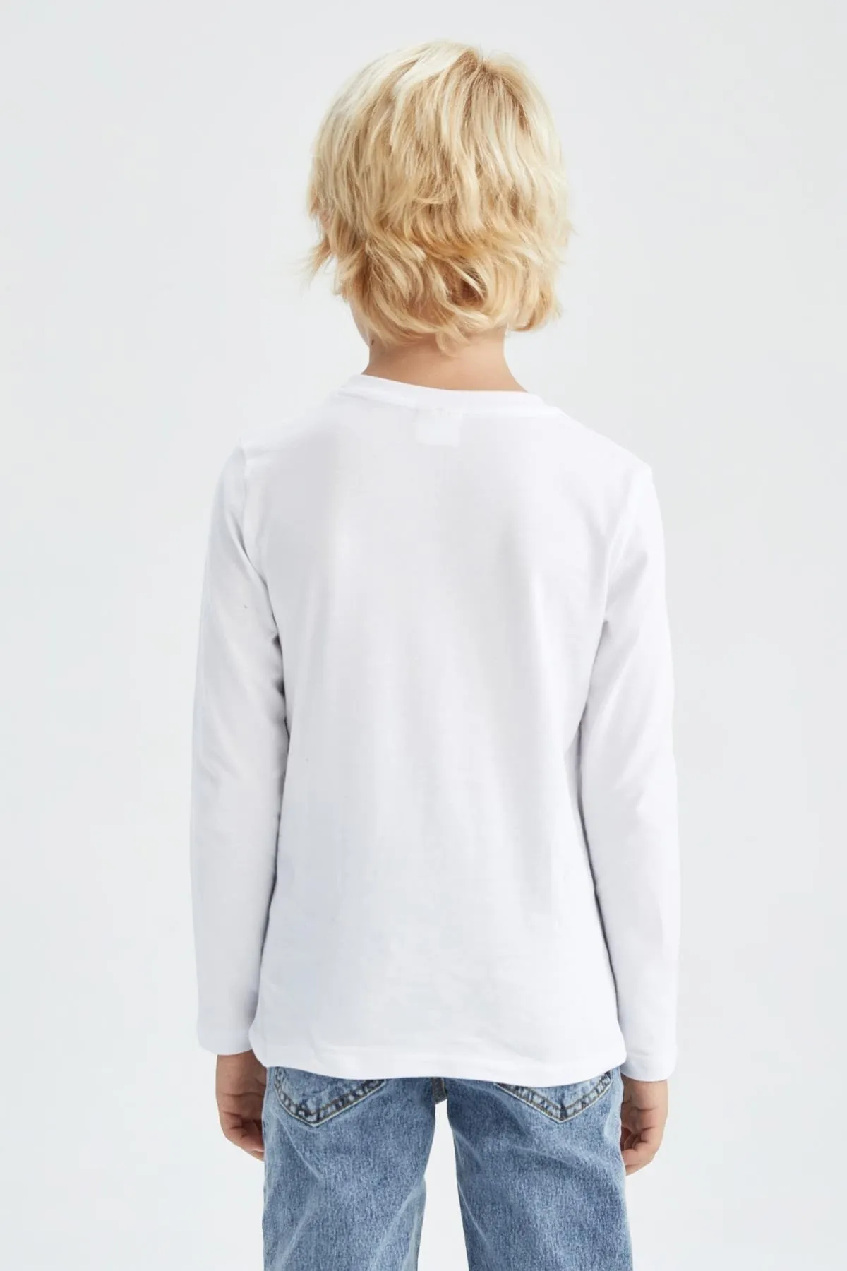DeFacto  Weißes, langärmliges Schul-T-Shirt mit Rundhalsausschnitt für Jungen