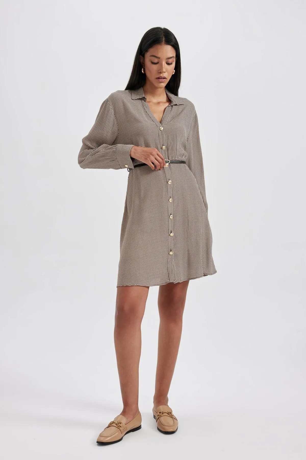 DeFacto  Hemd Revers Crowbar Twill Mini Langarm Kleid B3471ax23au