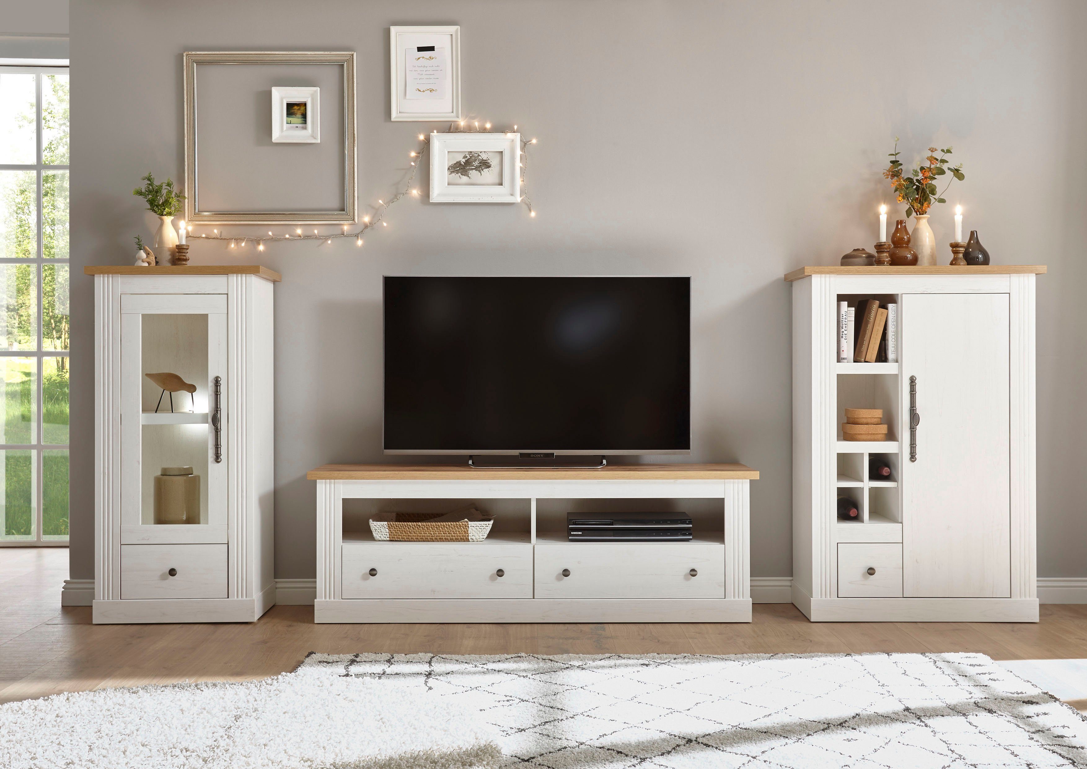 Home affaire Lowboard Westminster, Fernsehtisch in romantischem Landhausstil