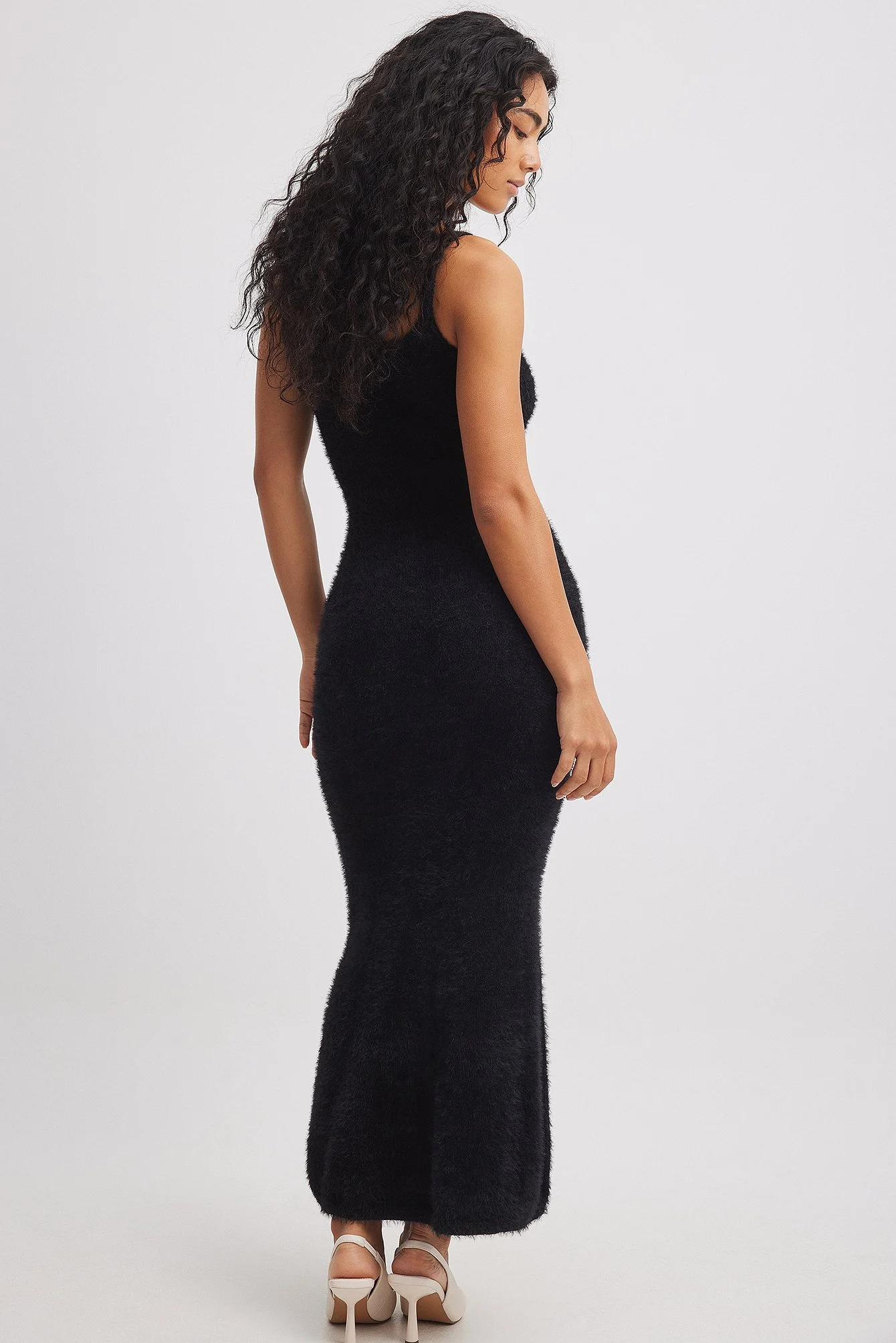A-Linien-Midikleid aus flauschigem Strick