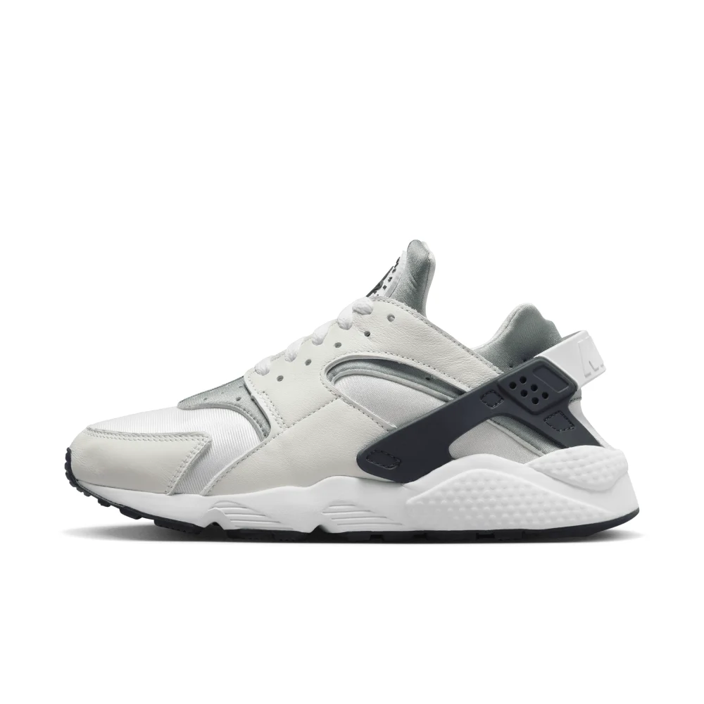 Nike Air Huarache DH4439-110 / weiss
