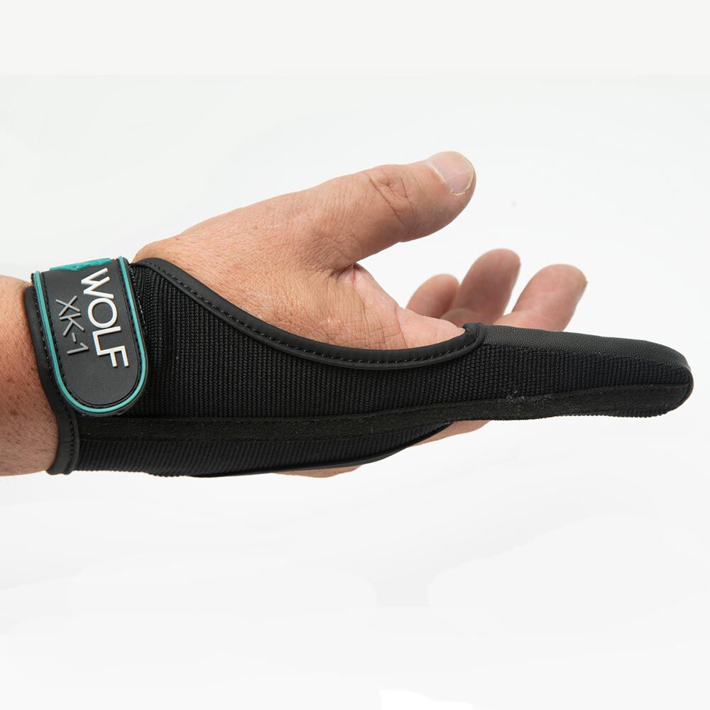 wolf kevlar casting glove black