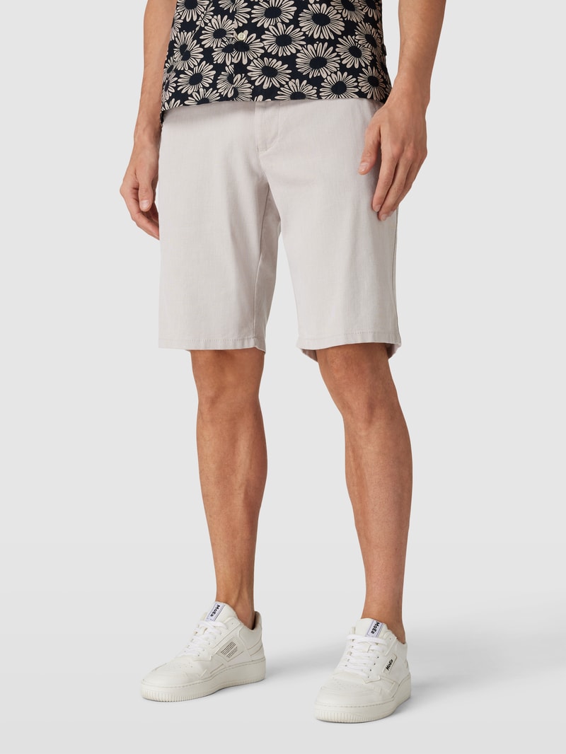 Bermudas mit Stoffgürtel in sand