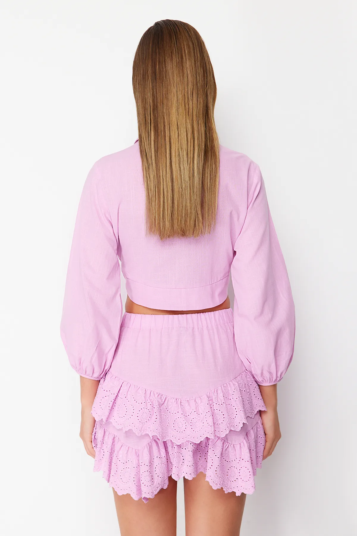 Trendyol Collection  Rosa Mini-Rock aus gewebtem Brode mit Details TBESS24ET00004