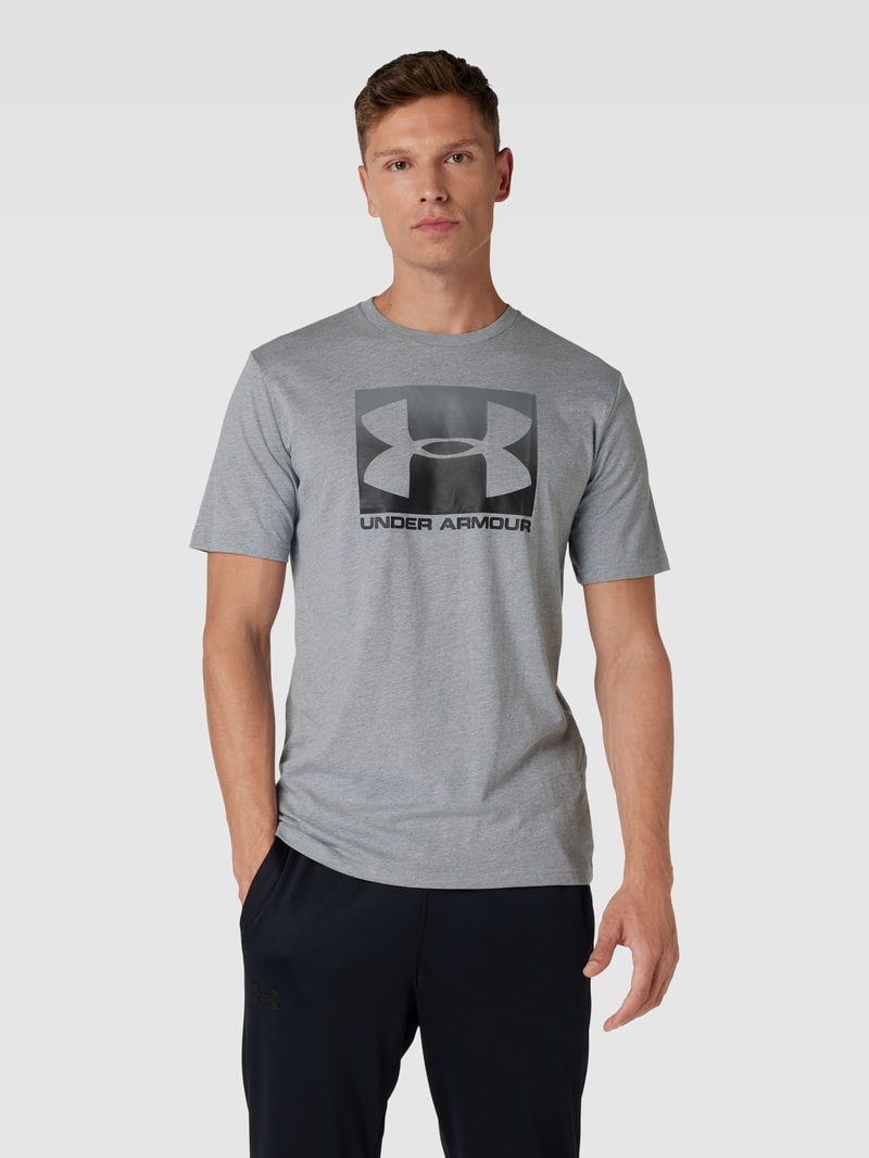 T-Shirt mit Label-Print in mittelgrau