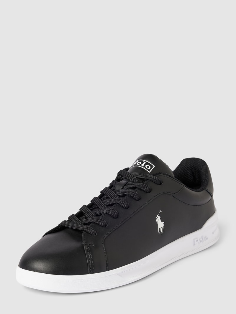Sneaker mit Label-Detail in schwarz