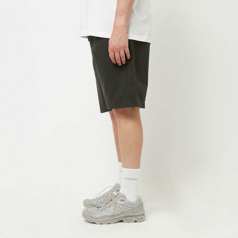GR10K IBQ Utility Cut Short aspahlt black