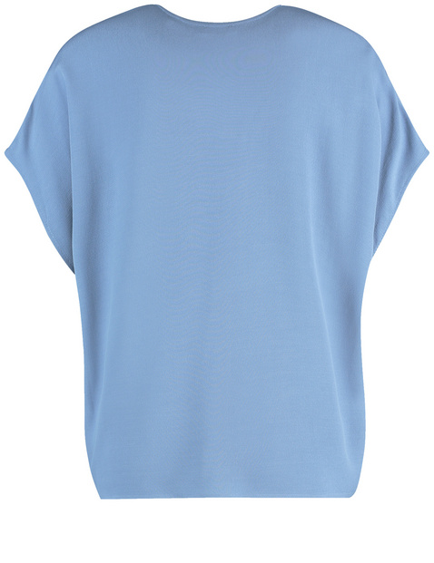Fließendes Blusenshirt mit Faltendetail