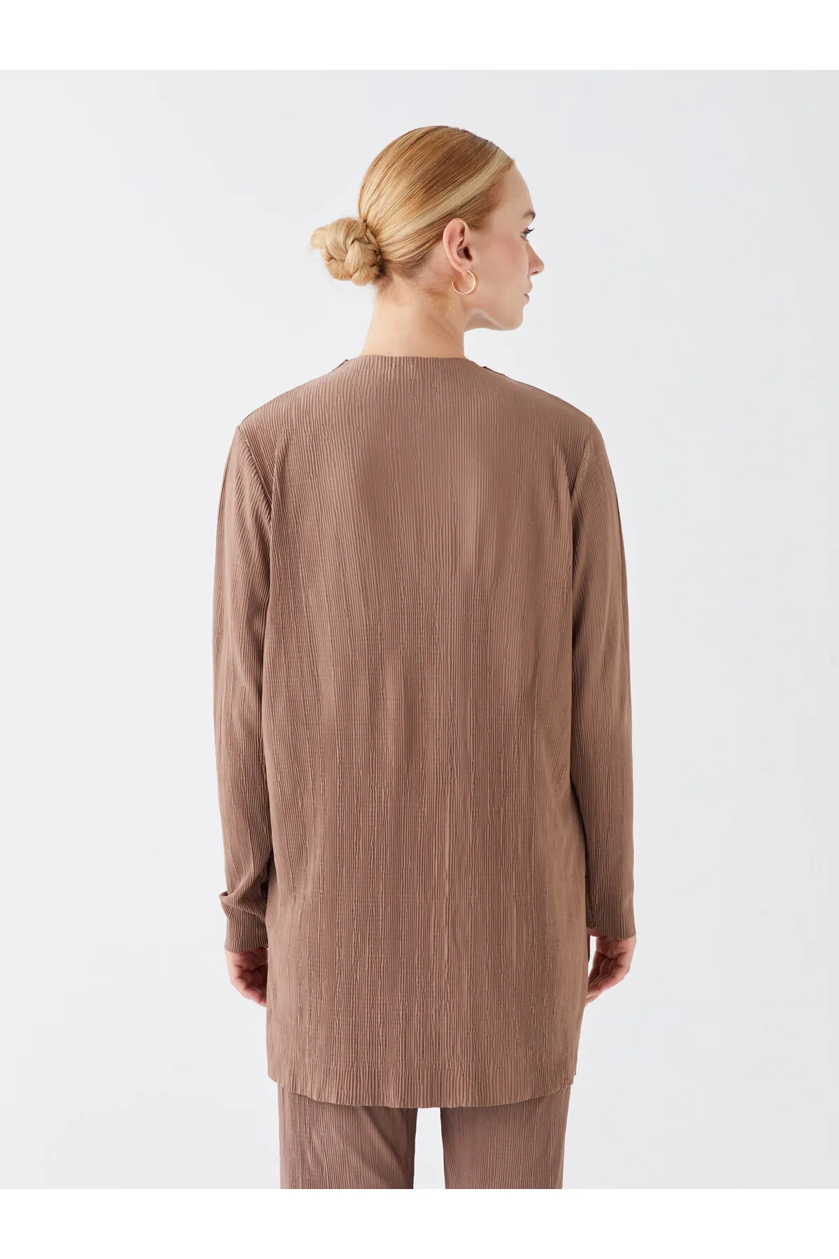 LC Waikiki  Einfarbige, langärmlige Oversize-Damentunika mit hohem Kragen
