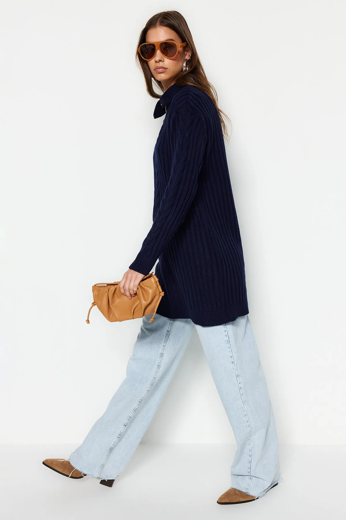 Trendyol Modest  Marineblauer Thessaloniki-Strickpullover mit Reißverschluss TCTAW23AK00017