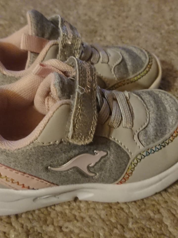 Kangaroos Sneakers 