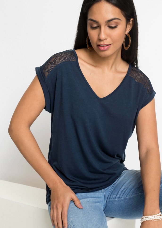 Shirt mit Spitze
