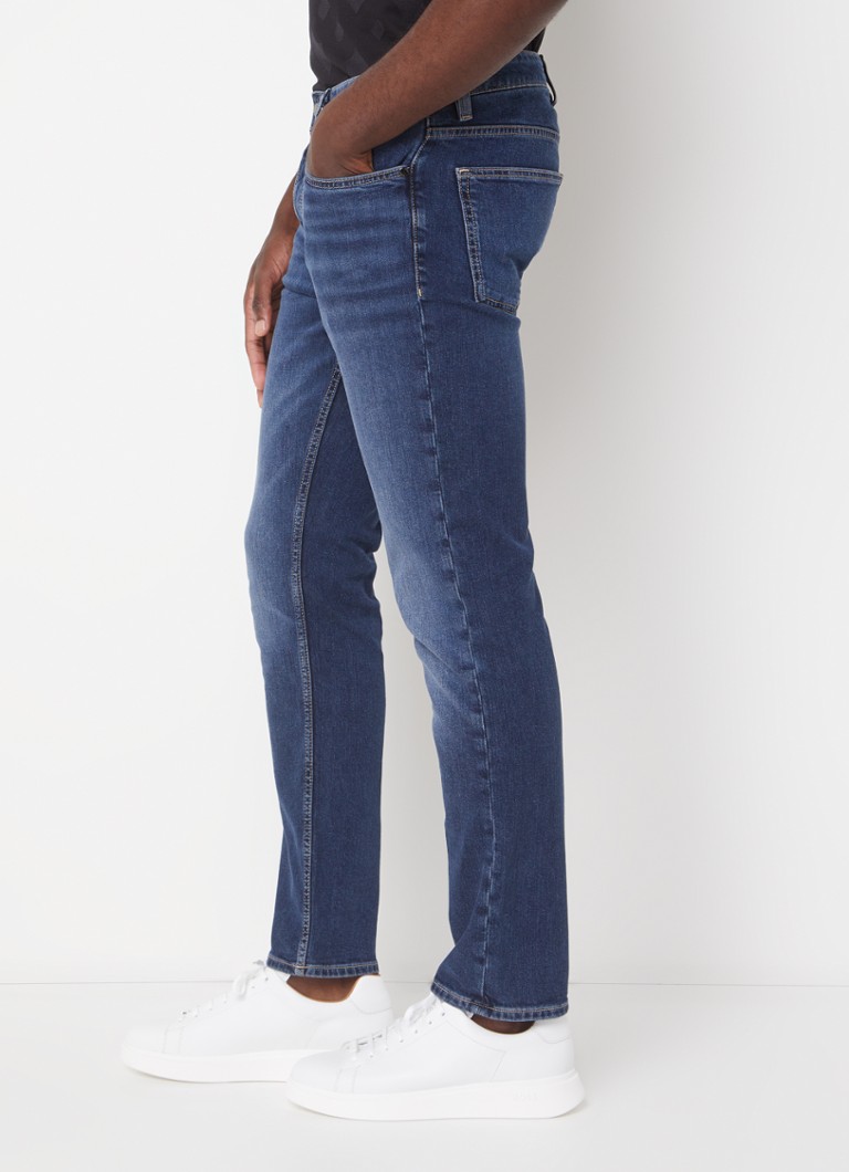 Blugi HUGO BOSS H-Delaware, croială slim, de culoare închisă, cu buzunare laterale.