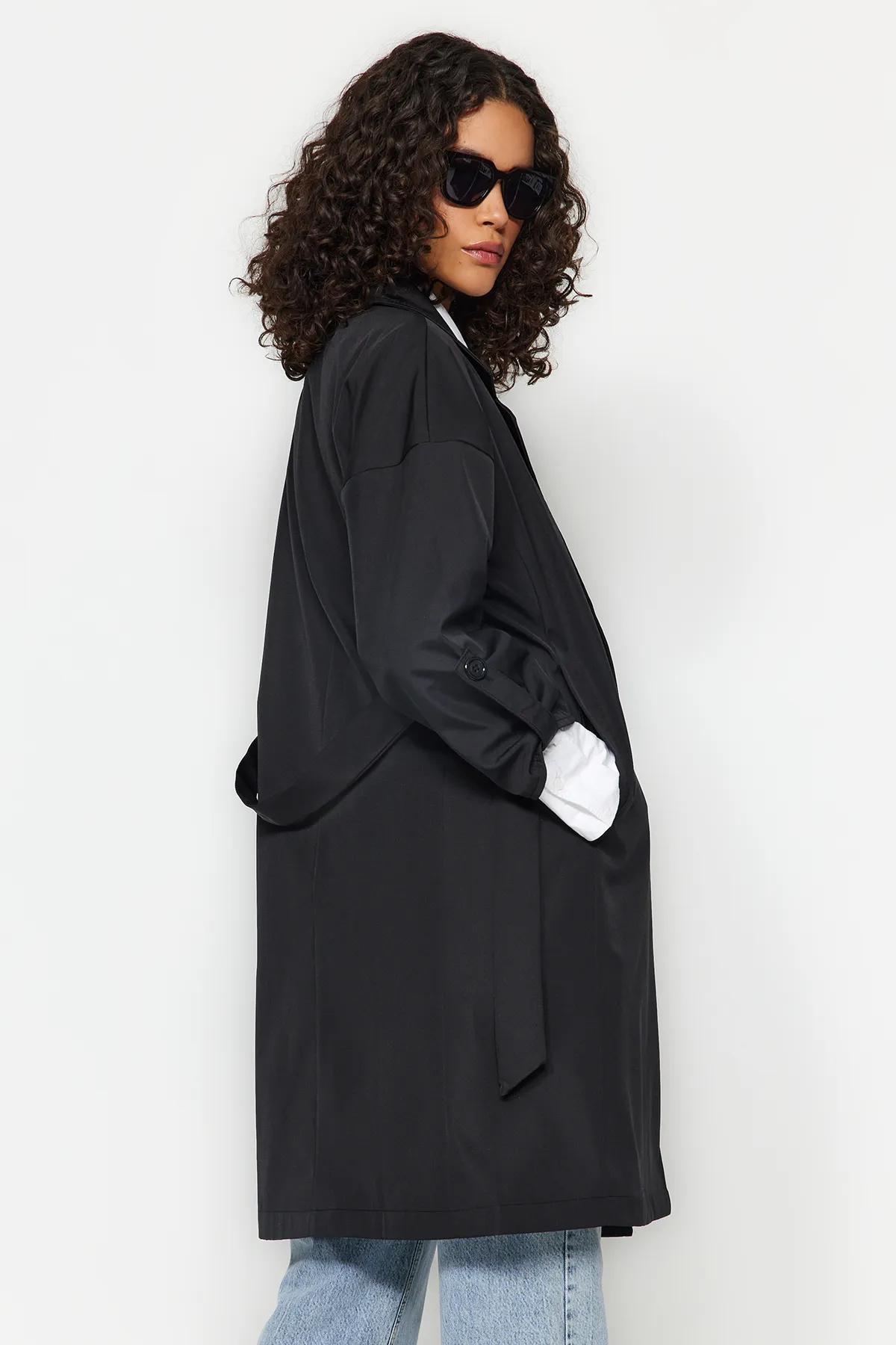 Trendyol Collection  Schwarzer wasserabweisender langer Trenchcoat TWOAW24TR00019