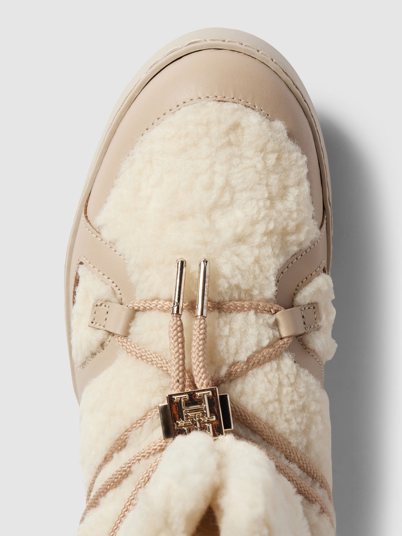 Stiefel mit Teddyfell Modell 'SNOWBOOT' in offwhite