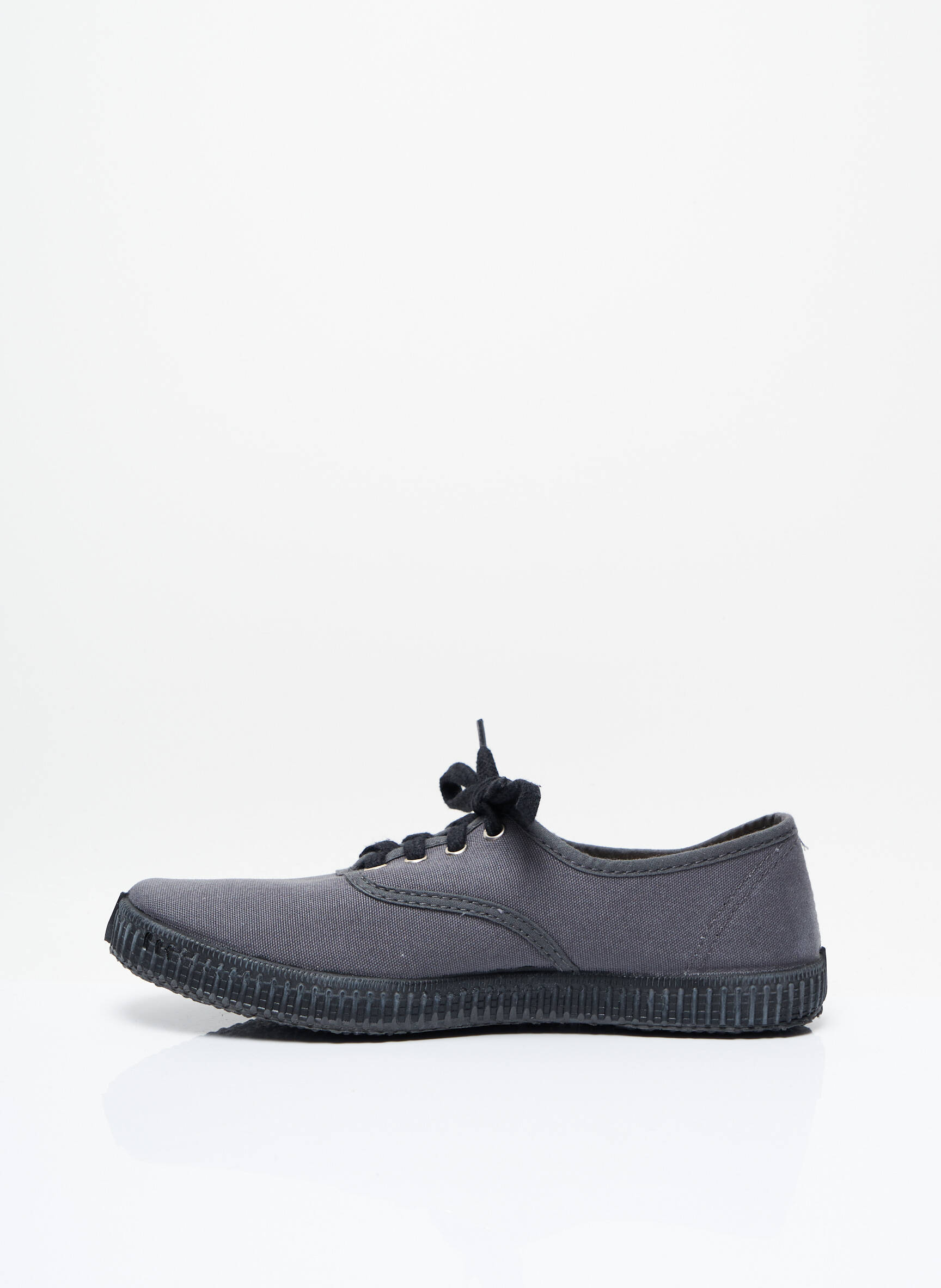 Victoria Baskets Femme couleur gris