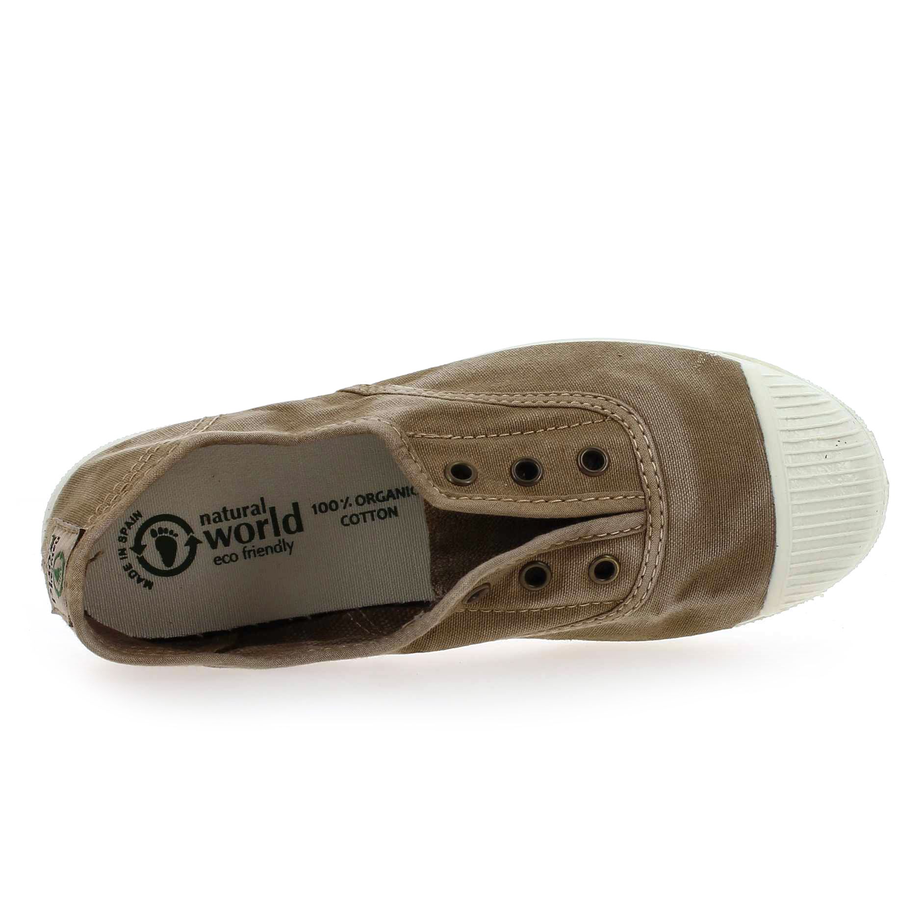Natural world  470 E - taupe