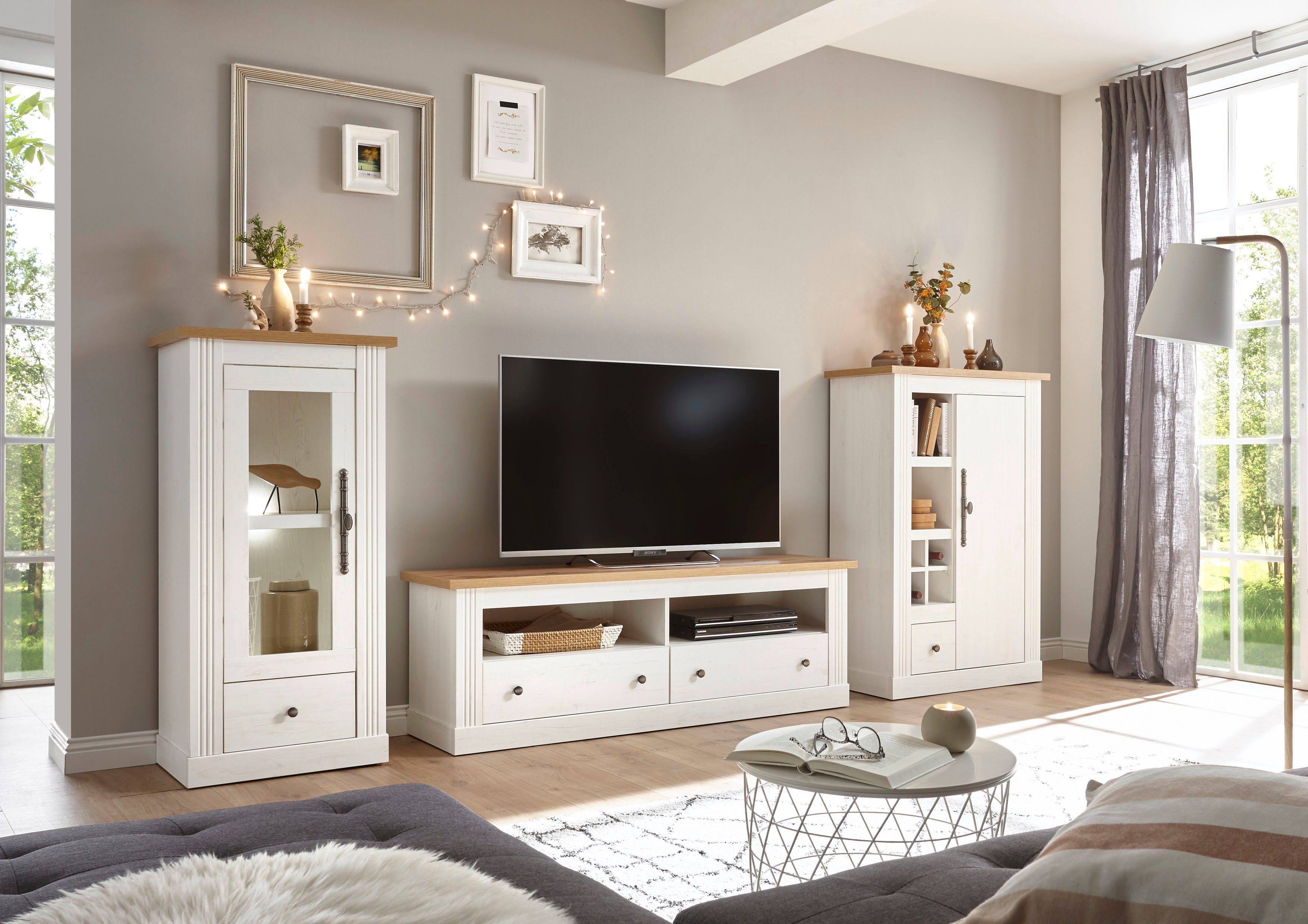Home affaire Lowboard Westminster, Fernsehtisch in romantischem Landhausstil