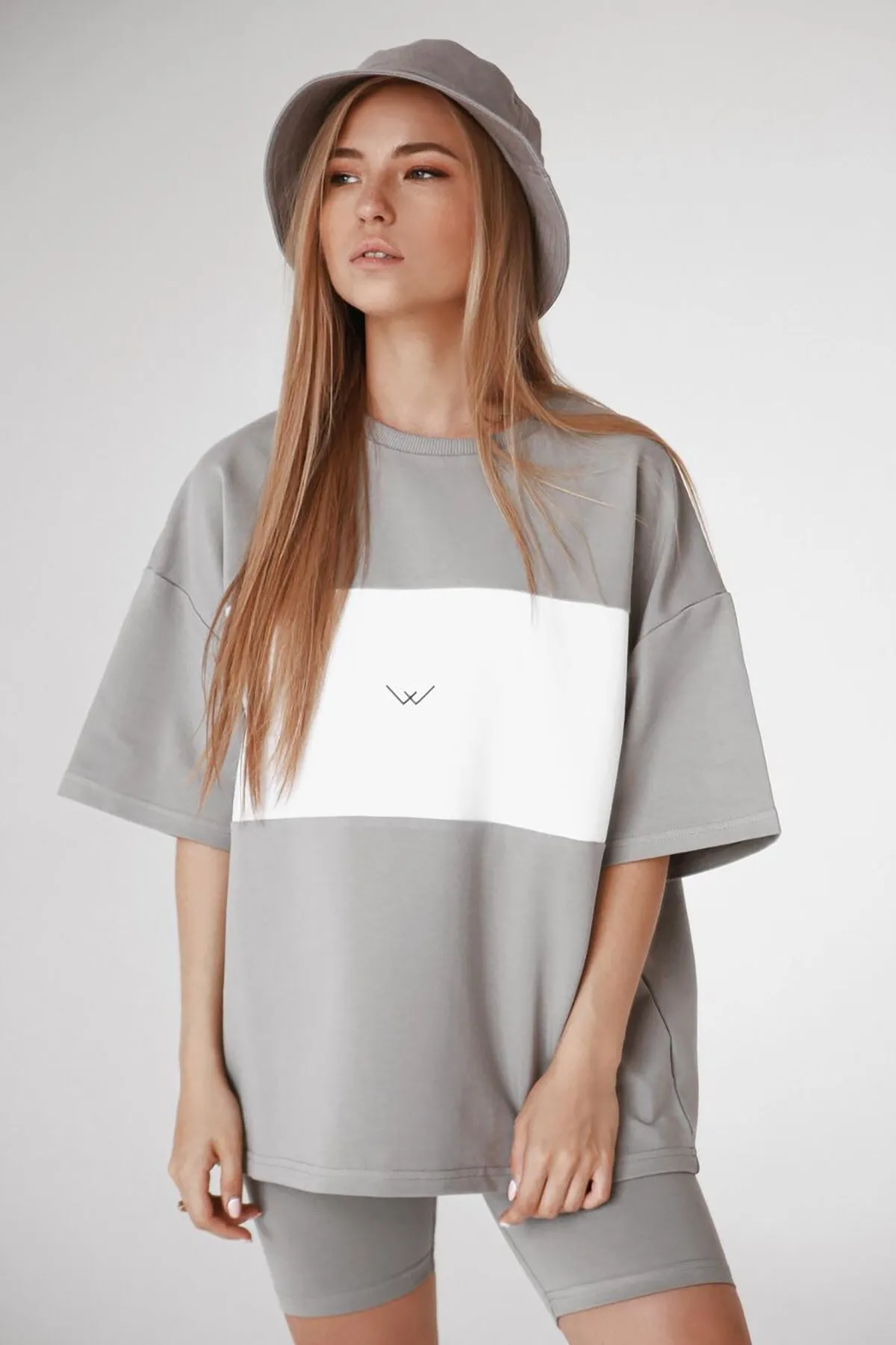 Madmext  Mad Girls gefärbtes graues besticktes T-Shirt Mg1421