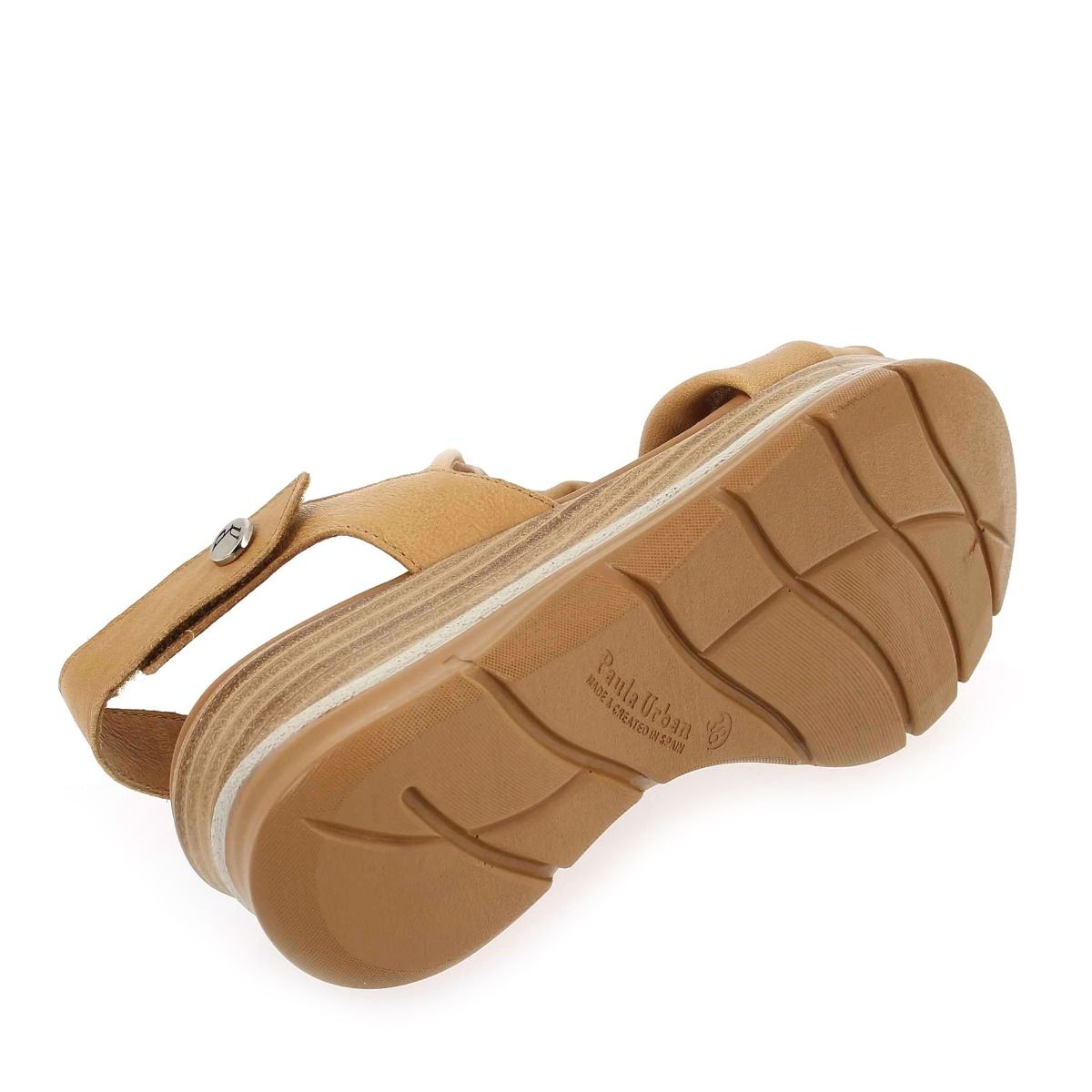 Paula Urban  24 335 - Camel