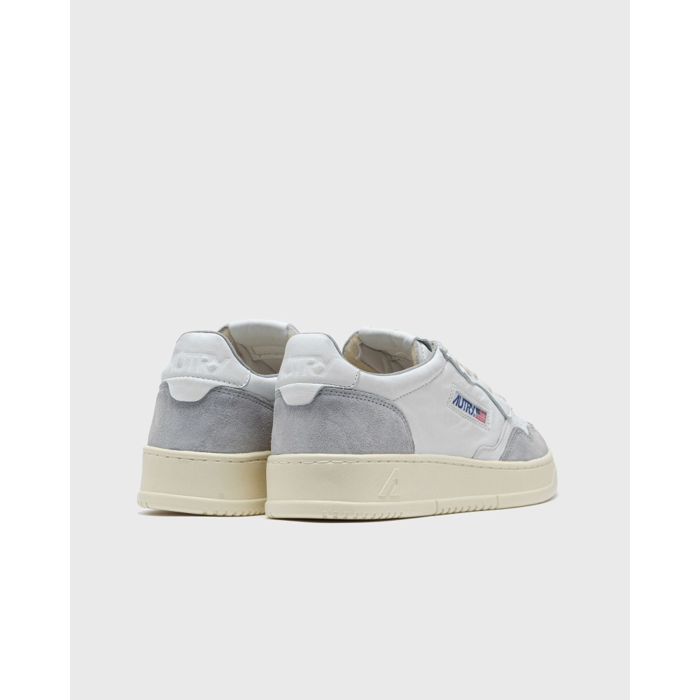 Autry WMNS MEDALIST LOW AULWGS25 / grau