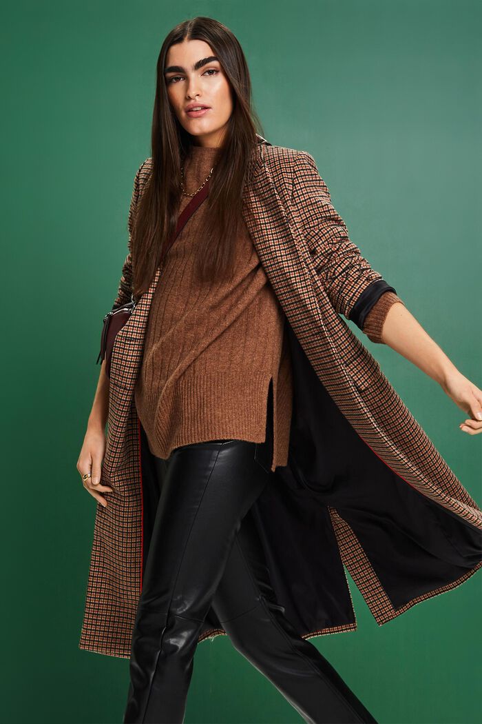 Gerippter Flachstrickpullover