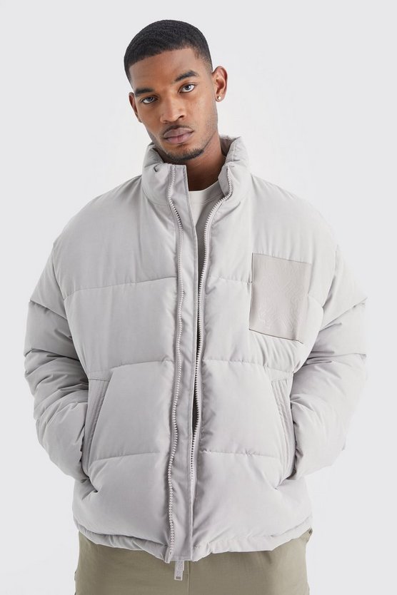 Tall kastige Oversize Nylon-Steppjacke mit PU-Aufnäher