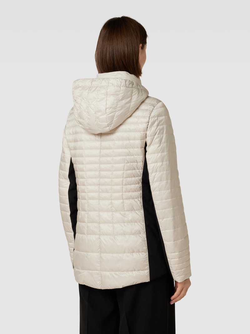 Steppjacke mit Label-Patch in beige