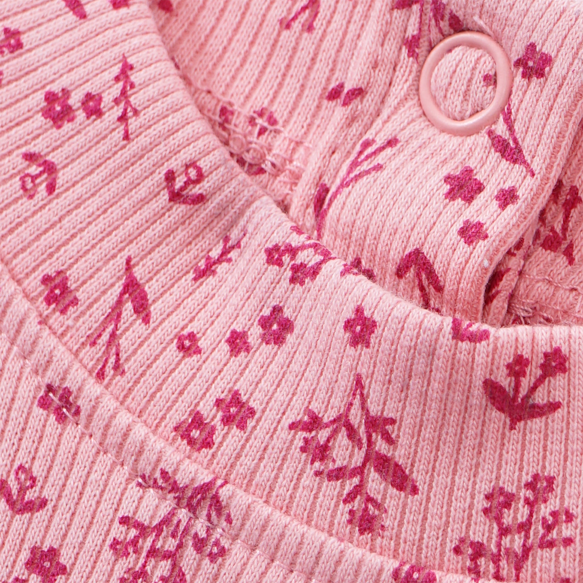 Baby Langarmshirt im Millefleur-Dessin
