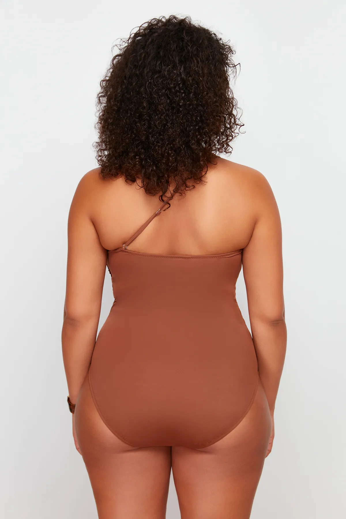 Trendyol Curve  Brauner Badeanzug mit einer Schulter TBBSS24AM00014