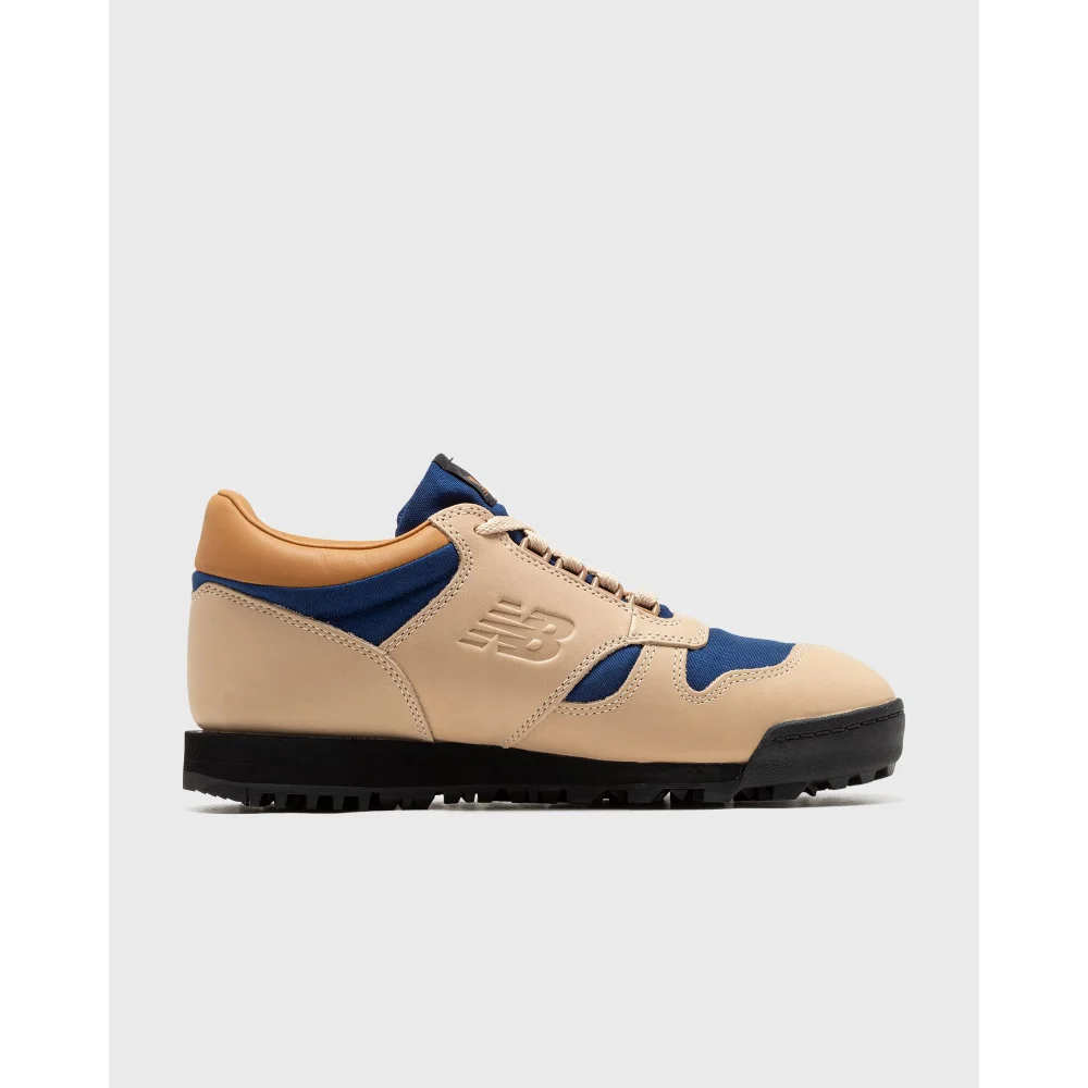 New Balance Rainier Low UALGSVT / braun