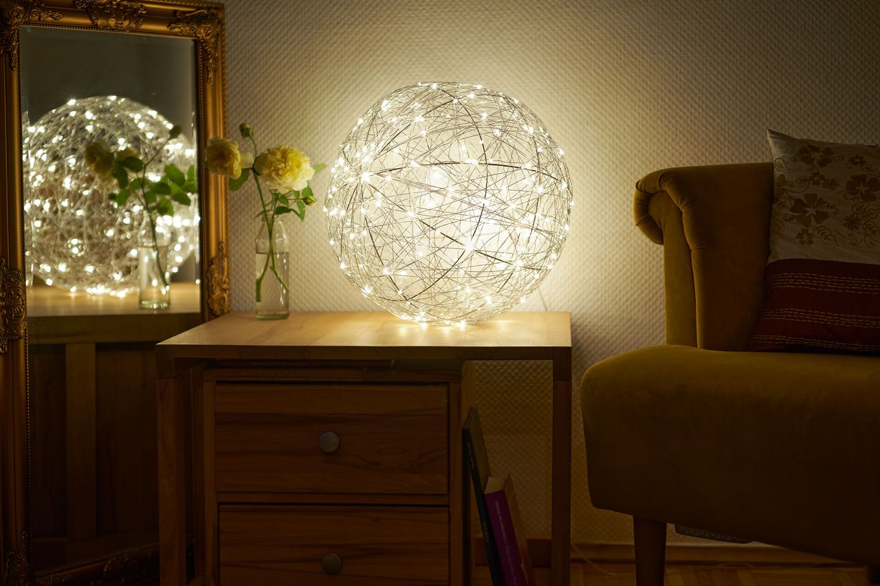 Weles LED-Metalldrahtkugel Ø 40 cm silber