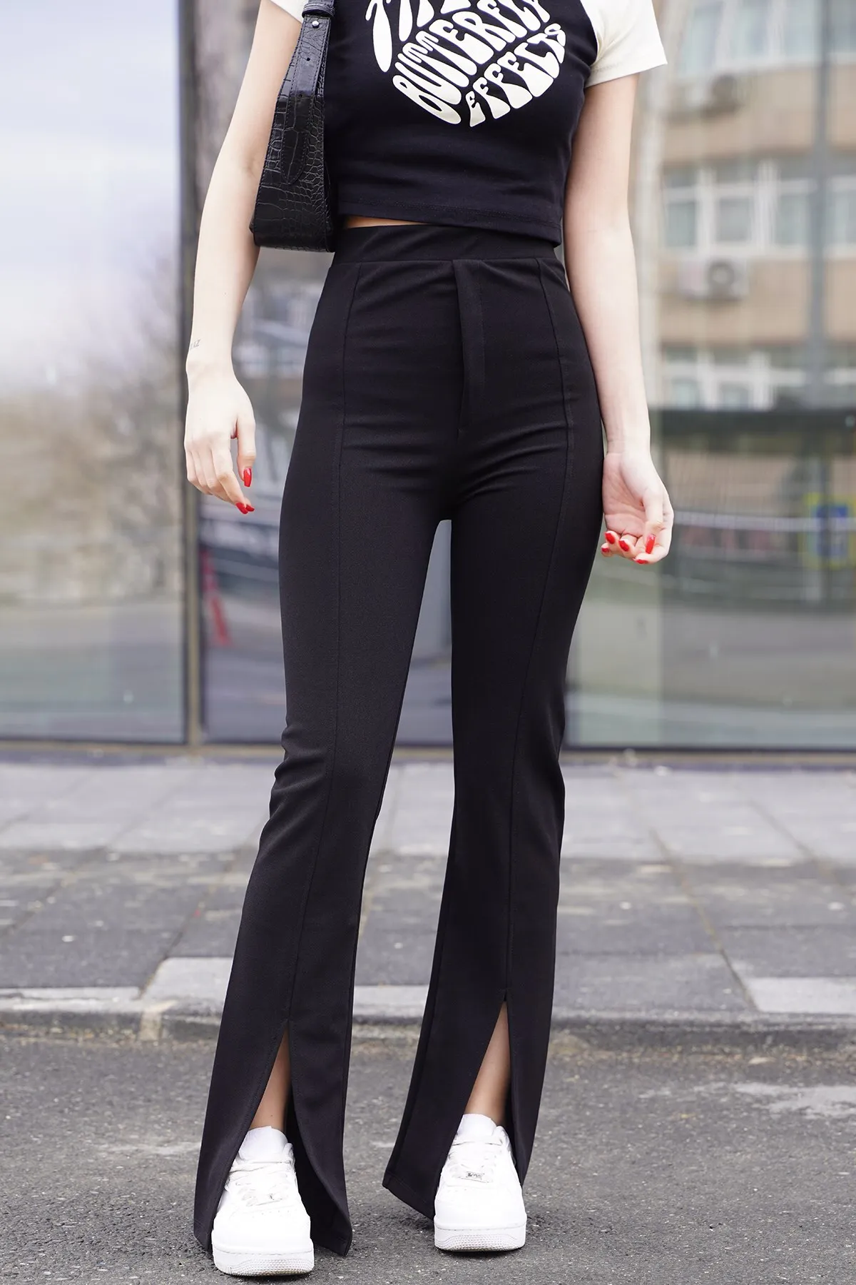 Madmext  Schwarze Damenhose mit hohem Bund und Schlitz, Mg1651