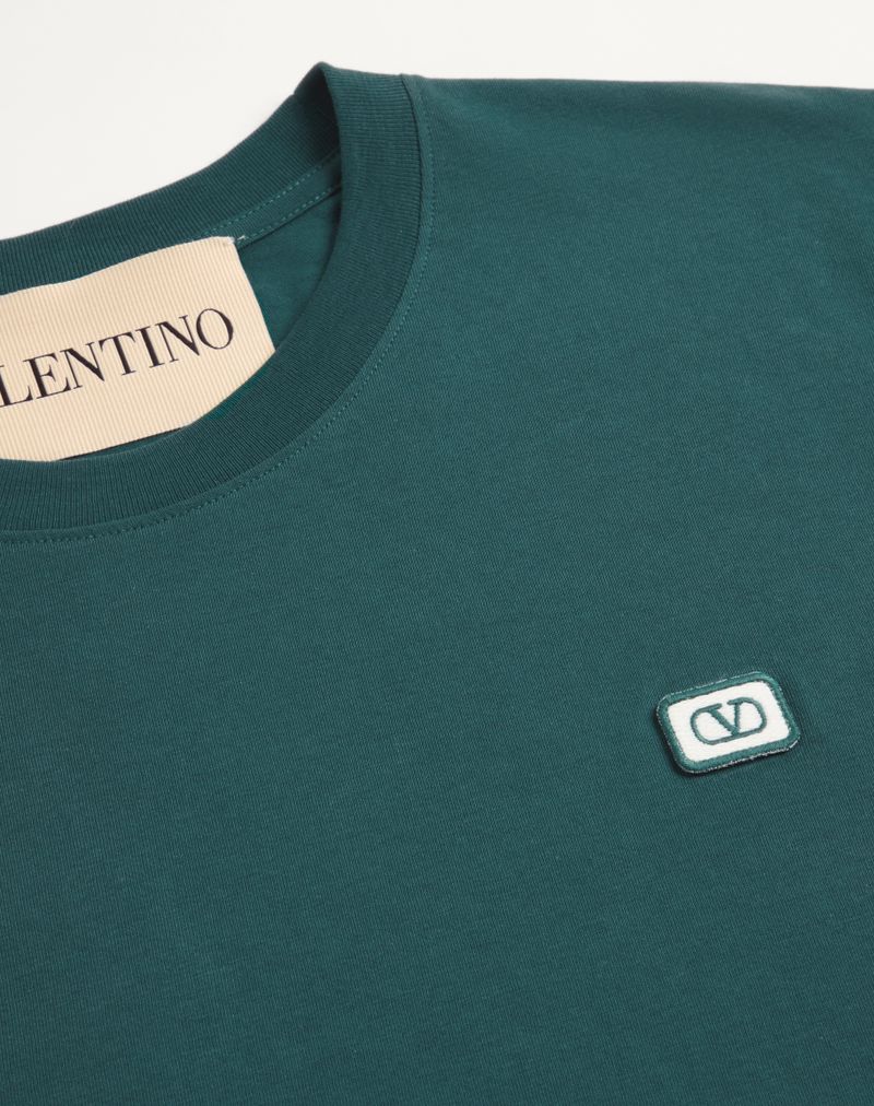 T-shirt en coton avec écusson logo V