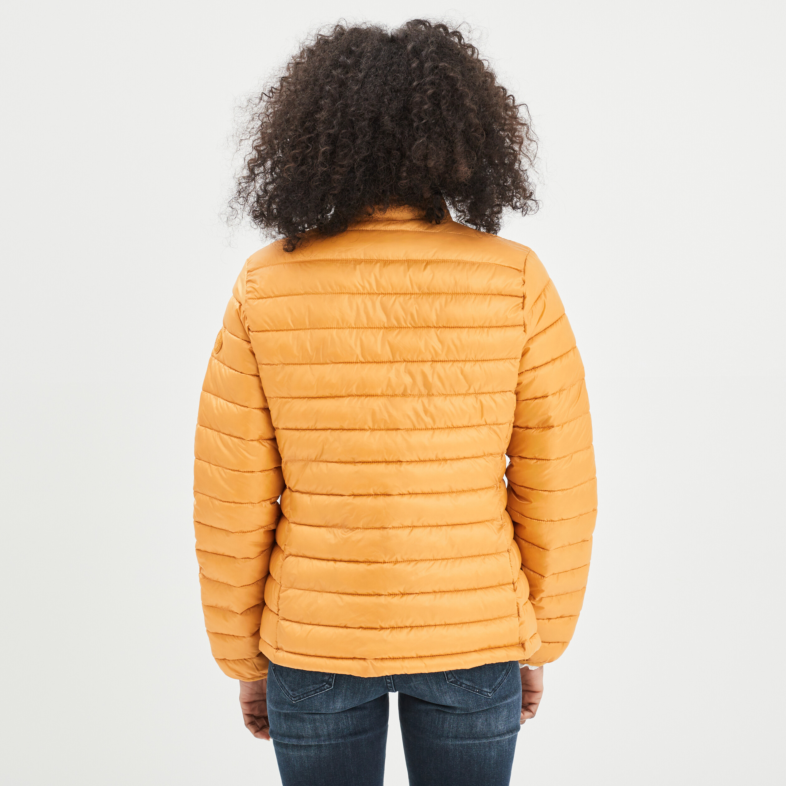 Doudoune légère droite courte jaune moutarde femme | La Halle
