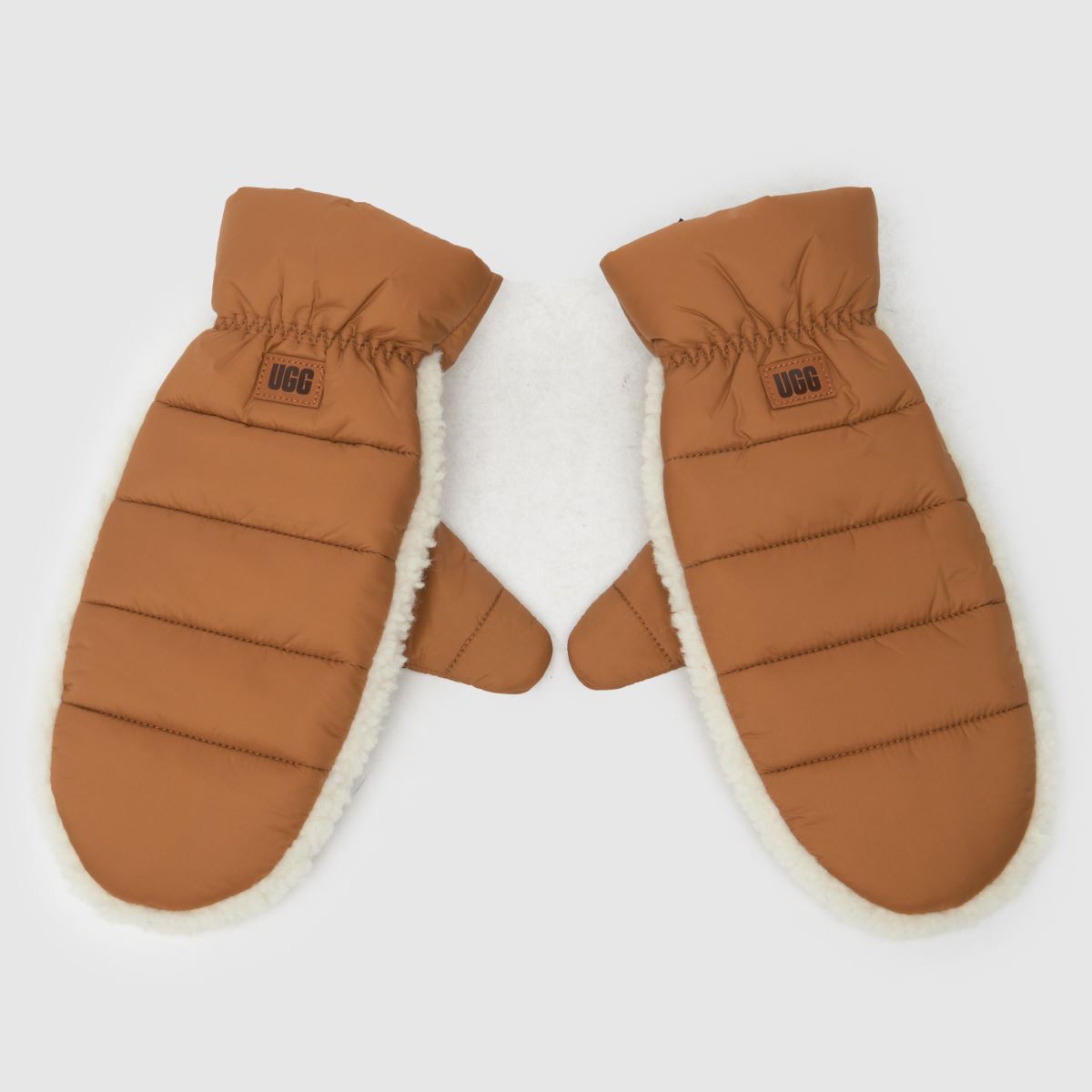 UGG chestnut fluff mitten