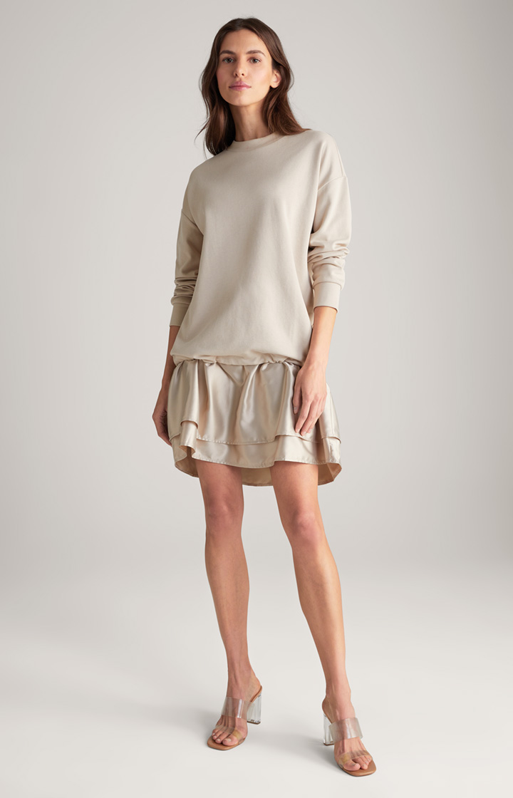 Kleid in Nude