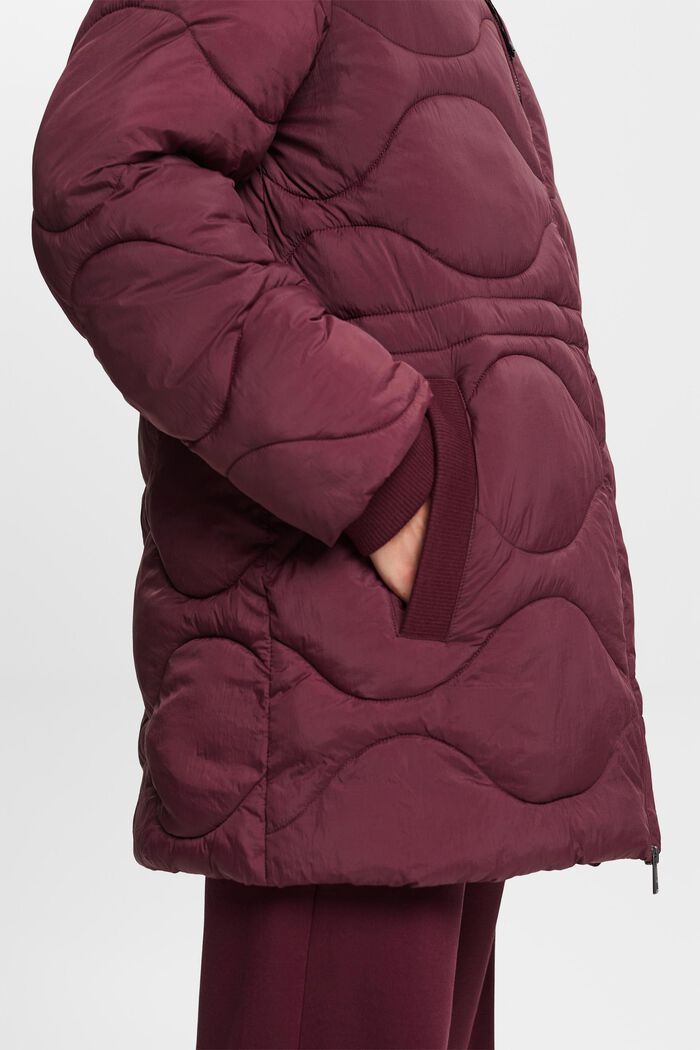 Steppjacke mit Kapuze