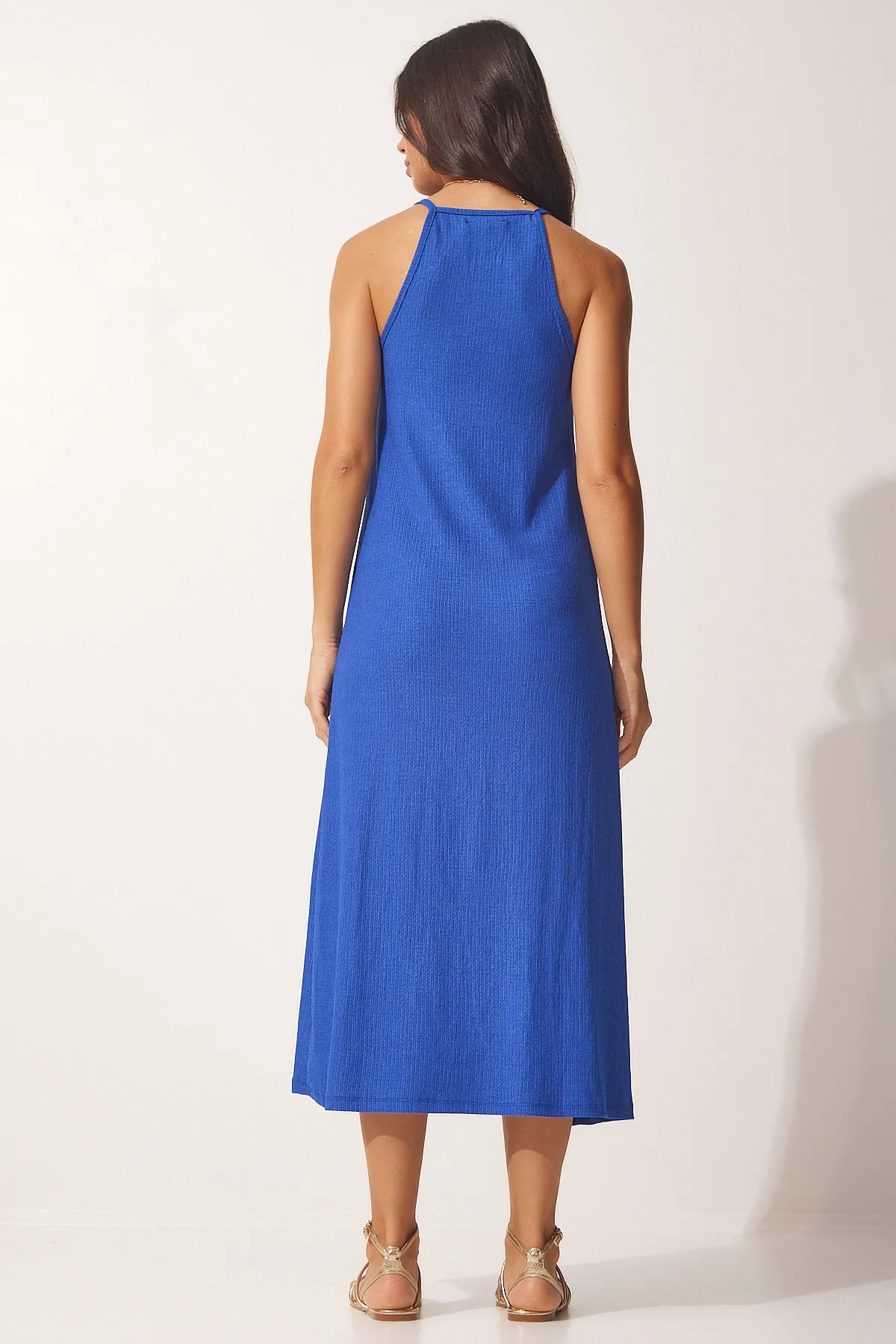 Happiness İstanbul  Blaues langes Sommerstrickkleid mit Trägern für Damen DZ00078